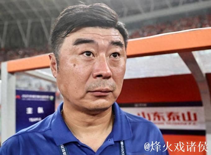 代理主帅韩鹏首秀失利 山东泰山重建工作任重道远 代理主帅韩鹏首秀失利 山东泰山重建工作任重道远