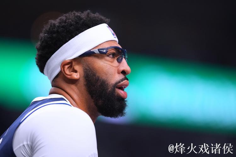 独行侠官方:浓眉伤势无需手术 恢复时间预计六周左右 独行侠官方:浓眉伤势无需手术 恢复时间预计六周左右